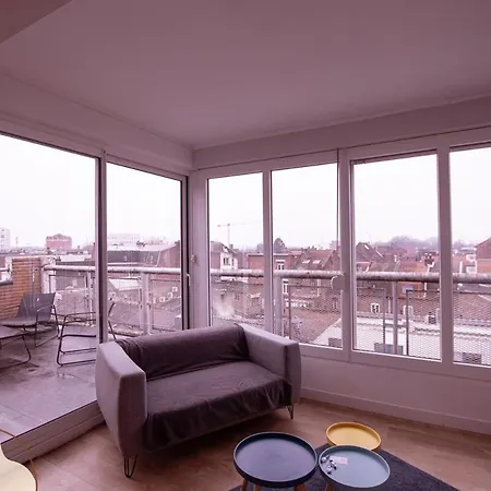 Panoramic Lensoiss Apartment